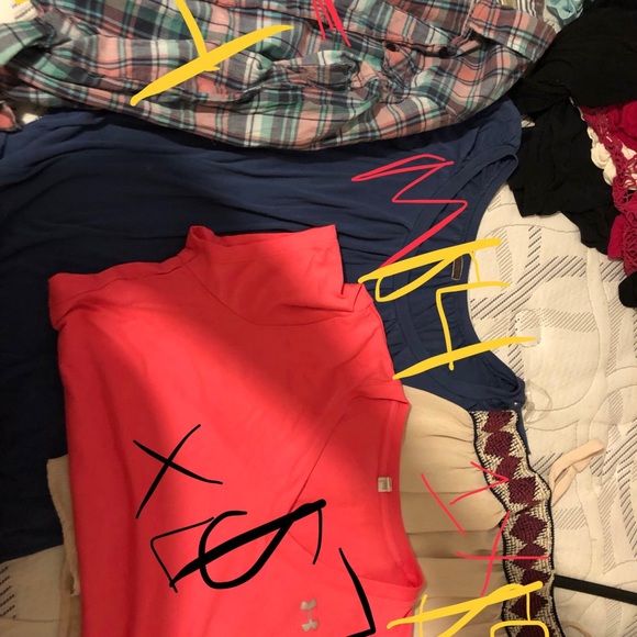 Clothes - Picture 4 of 8